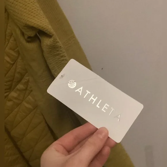 Athleta Flurry Force Insulated Primaloft Jacket - Picture 4 of 6